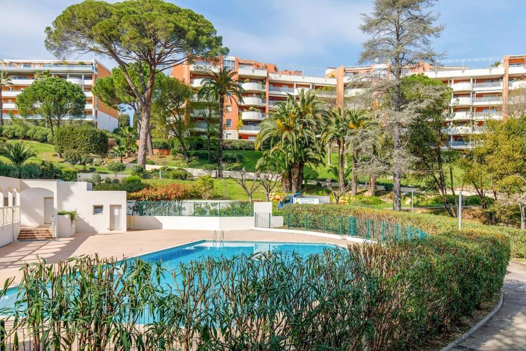 Domaine Des Palmiers - Piscine- Parking - Tennis - Clim Cannes Esterno foto